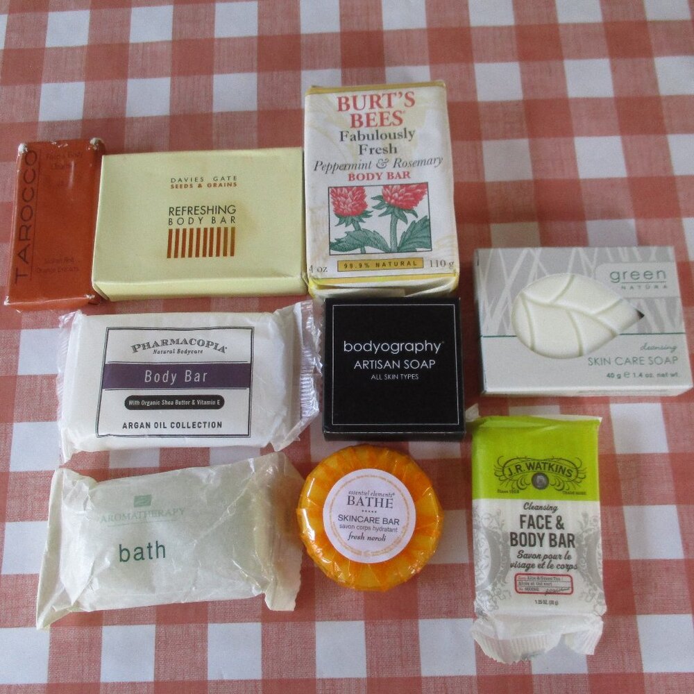 Lot of Assorted Hotel Bath Soaps Burt's Bees Bodyography Pharmacopia J.R. Watkin